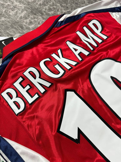Arsenal home jersey. Season 99/00. Dennis Bergkamp