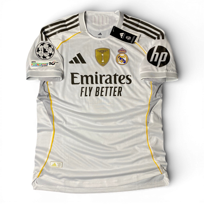 Real Madrid home jersey. Season 25/26. Vinicius Junior.