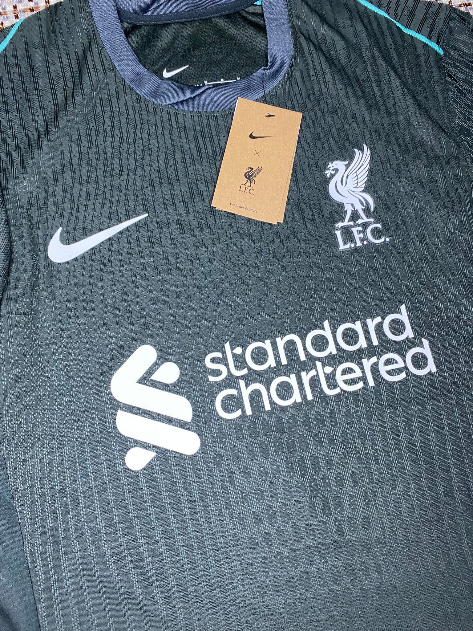 Liverpool Away jersey. Season 24/25.