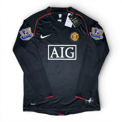 Manchester United longsleeve away jersey. Season 07/08. Wayne Rooney.
