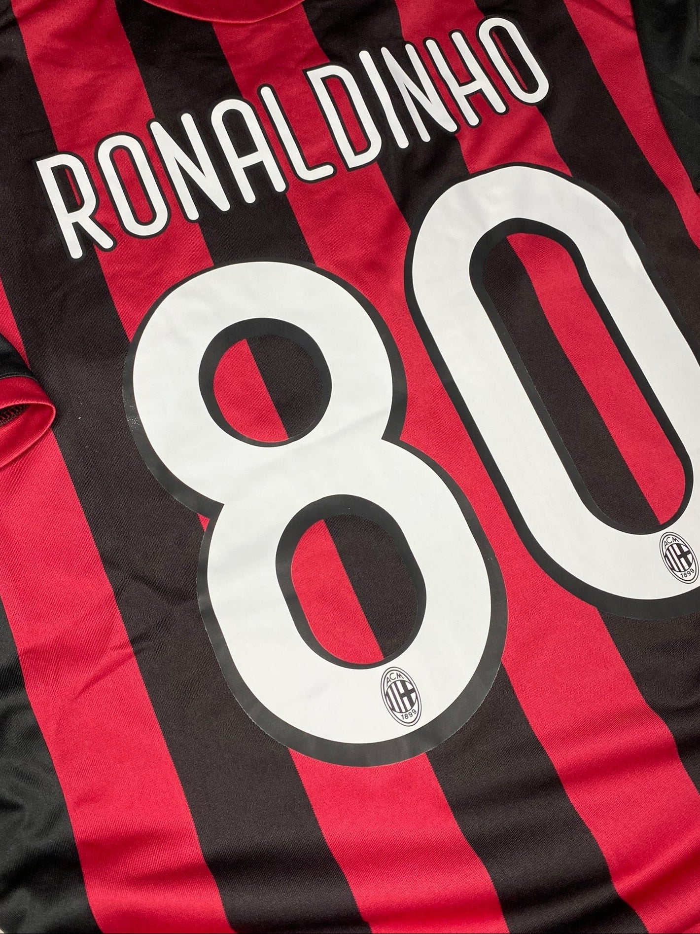 AC Milan home jersey for Paolo Maldini's farewell match. Season 09/10. Ronaldinho Gaucho.