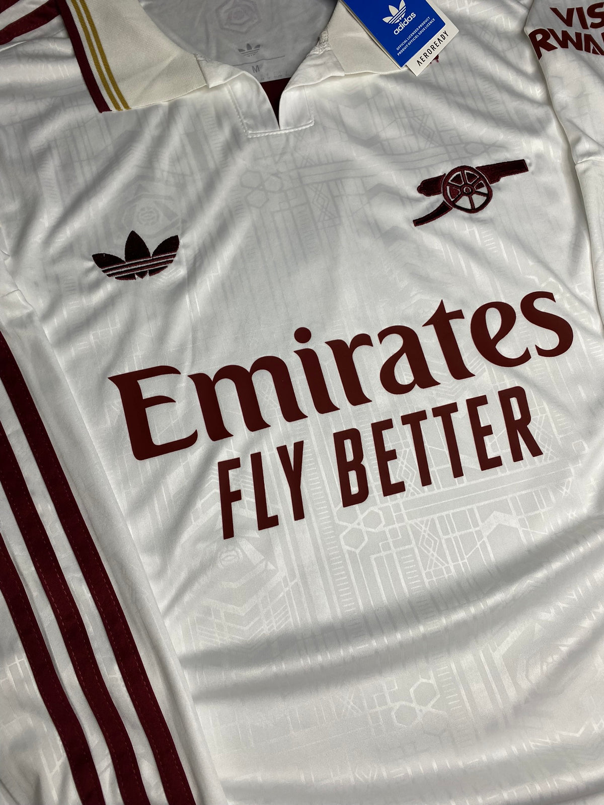 Arsenal third jersey. Season 25/26. William Saliba.