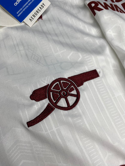 Arsenal third jersey. Season 25/26. William Saliba.