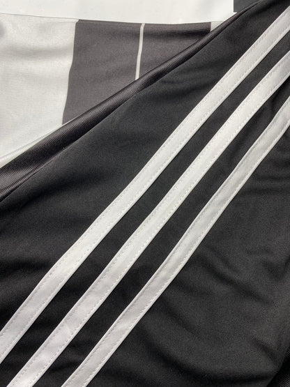 Juventus home jersey. Season 16/17. Paulo Dybala.