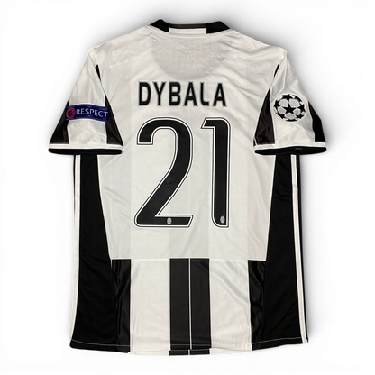 Juventus home jersey. Season 16/17. Paulo Dybala.