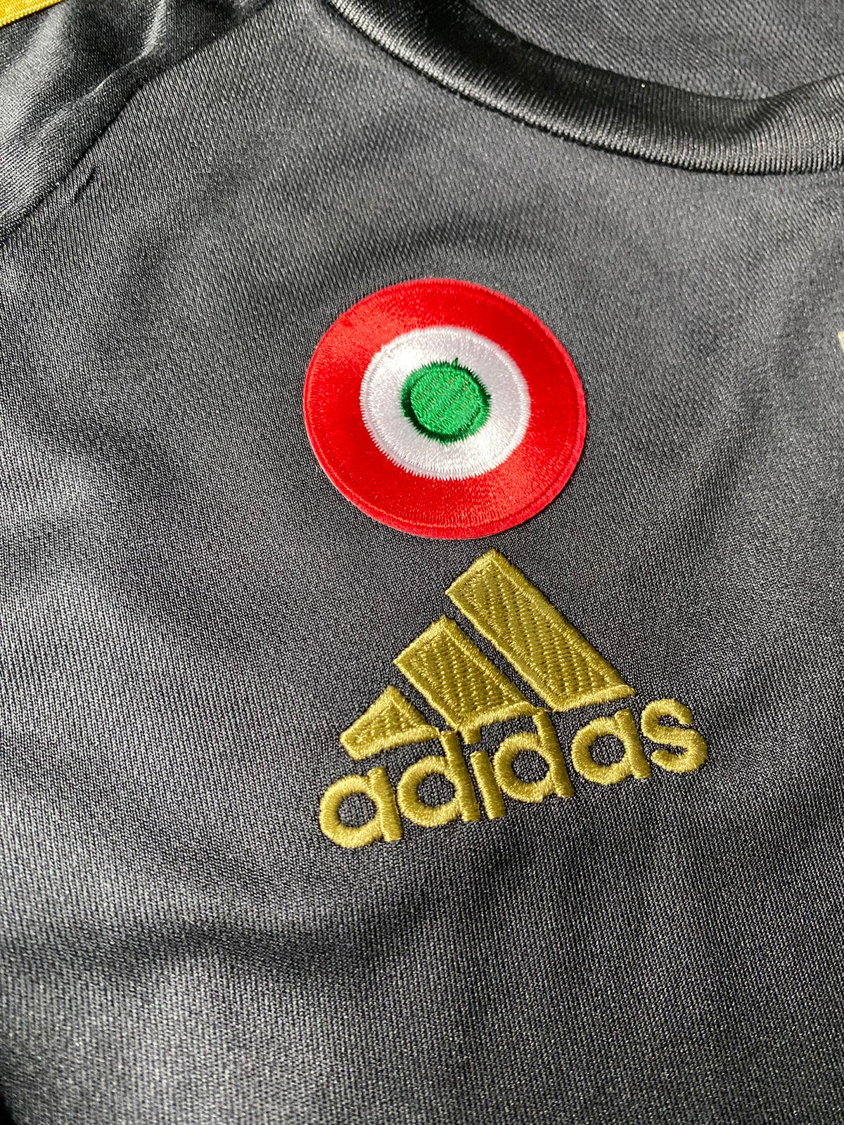 Juventus third jersey. Season 15/16. Paulo Dybala
