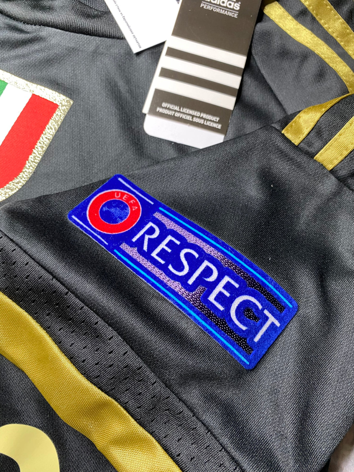Juventus third jersey. Season 15/16. Paulo Dybala