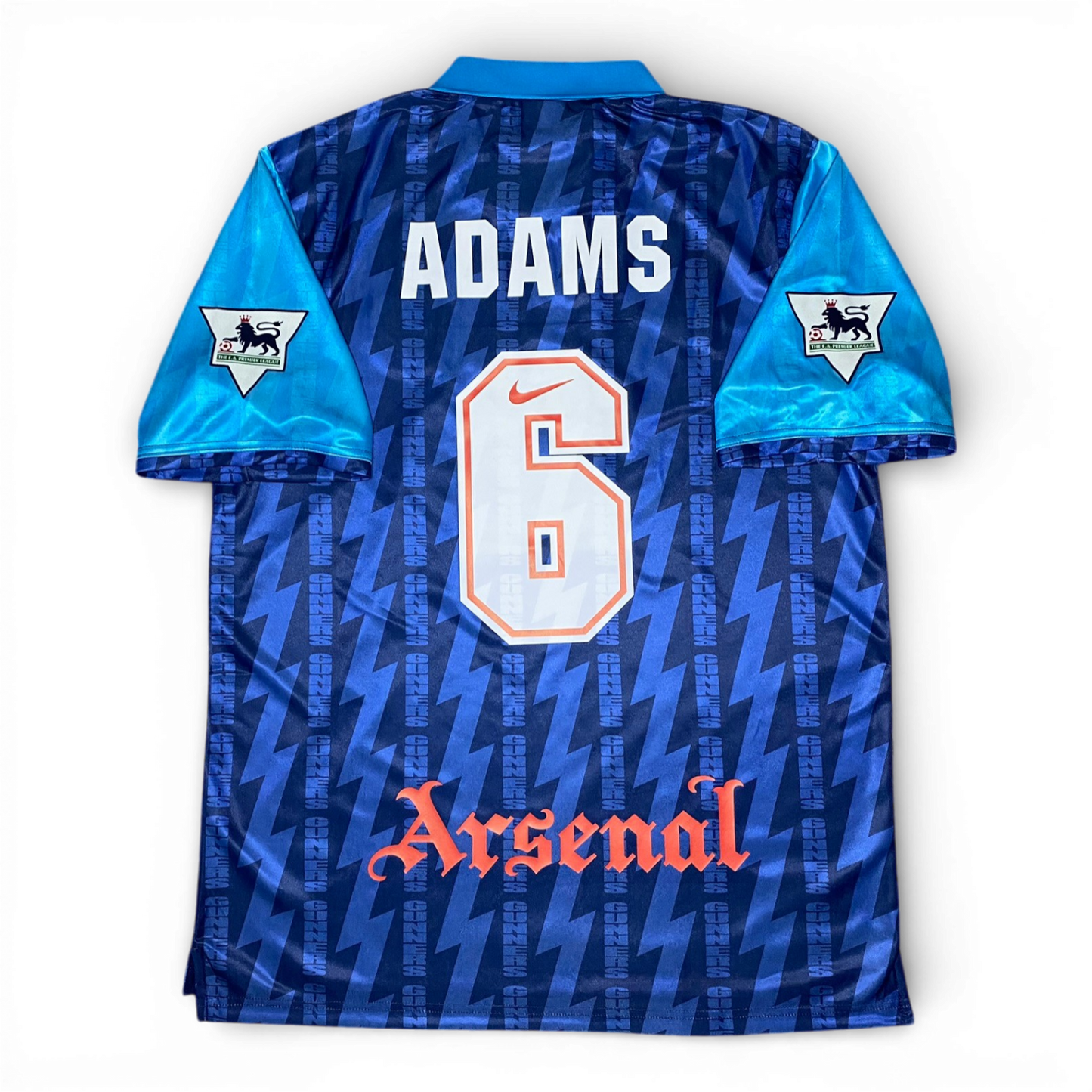 Arsenal away jersey. Season 94/95. Tony Adams.