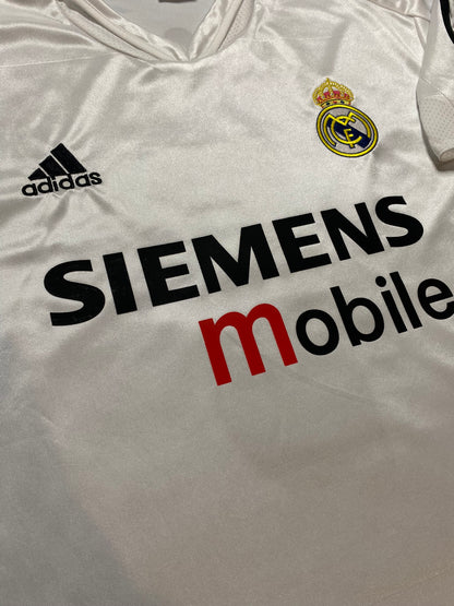 Real Madrid home jersey. Season 04/05. Zinedine Zidane
