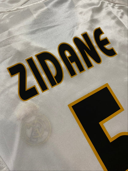Real Madrid home jersey. Season 04/05. Zinedine Zidane