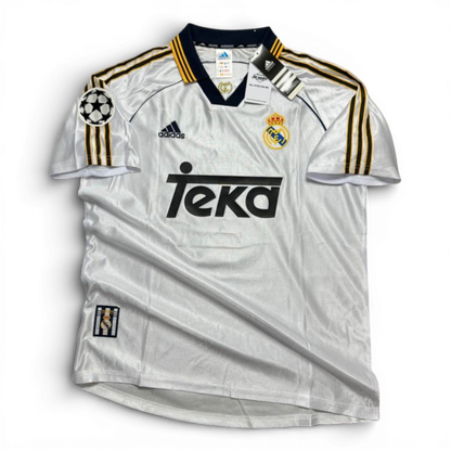 Real Madrid home jersey. Season 98/99. Roberto Carlos.