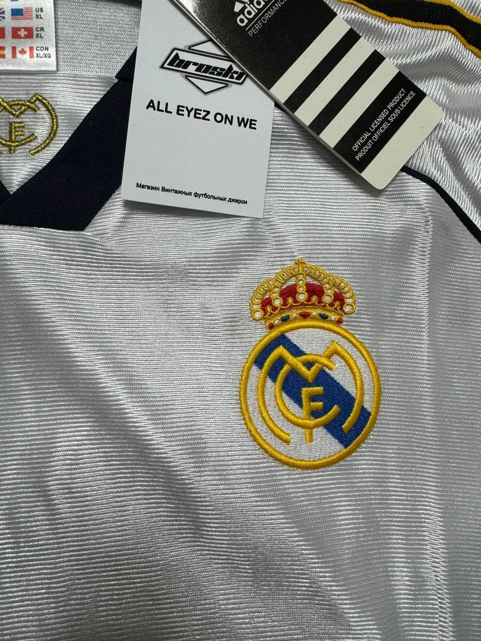 Real Madrid home jersey. Season 98/99. Roberto Carlos.