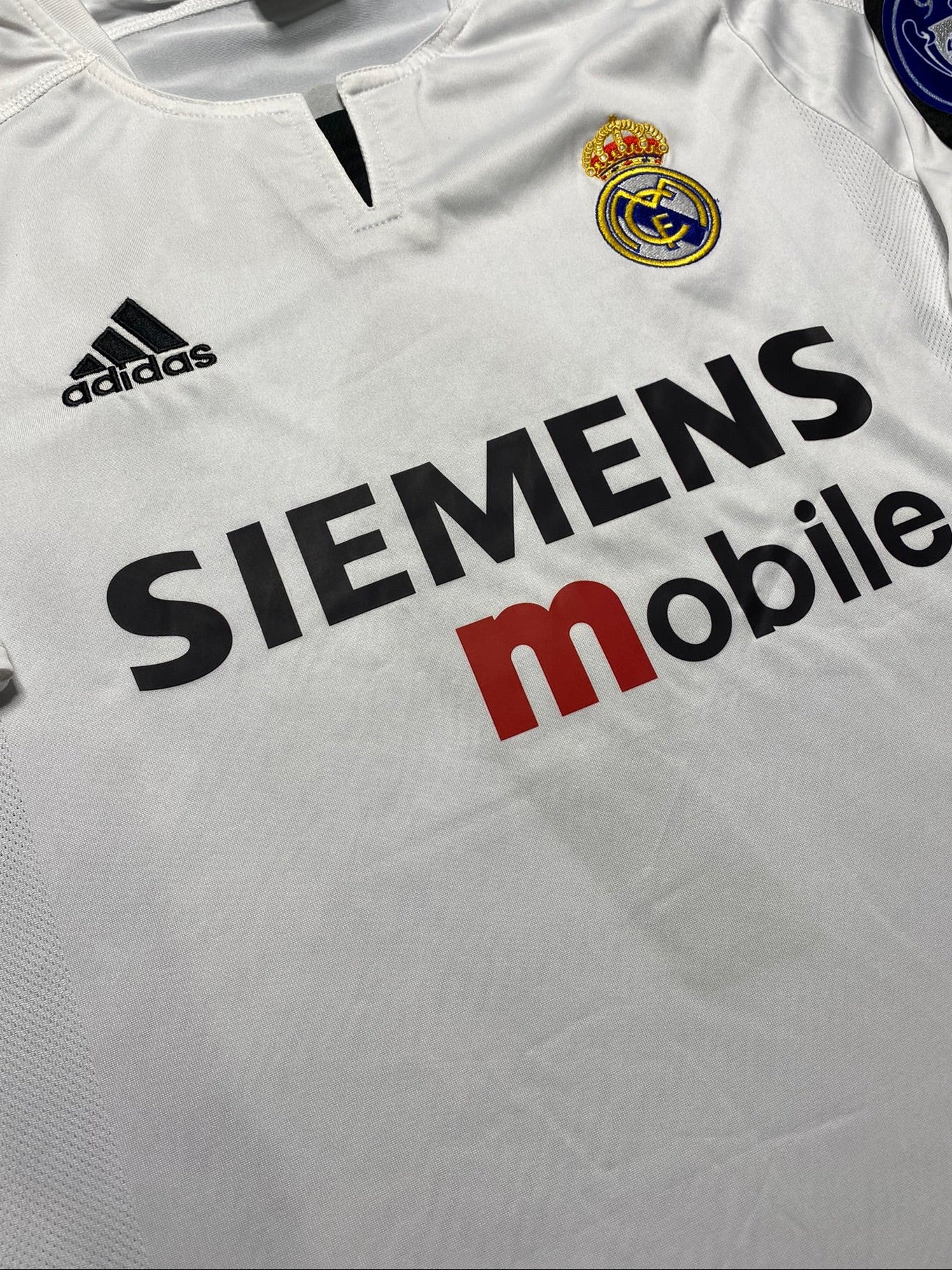Real Madrid home jersey. Season 03/04. Ronaldo Luís Nazário de Lima