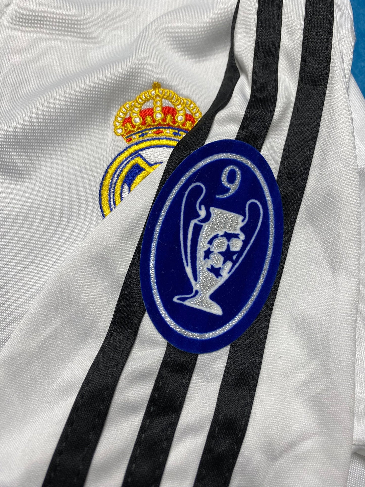 Real Madrid home jersey. Season 03/04. Ronaldo Luís Nazário de Lima