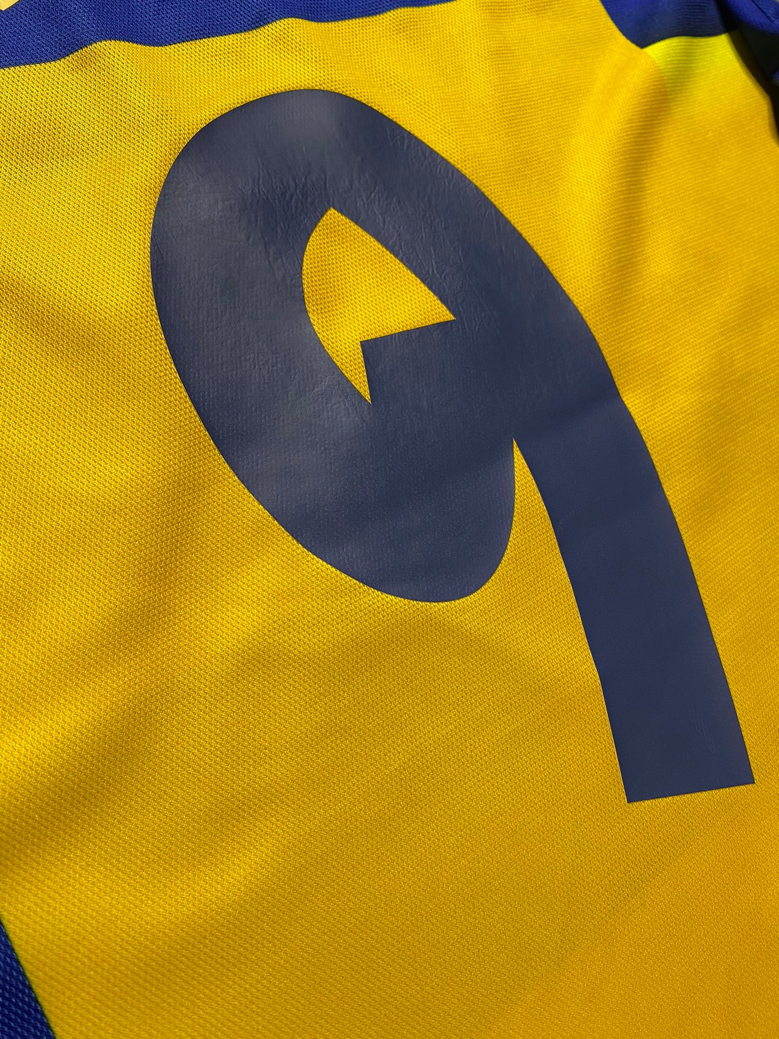 Parma home jersey. Season 01/02. Savo Milosevic