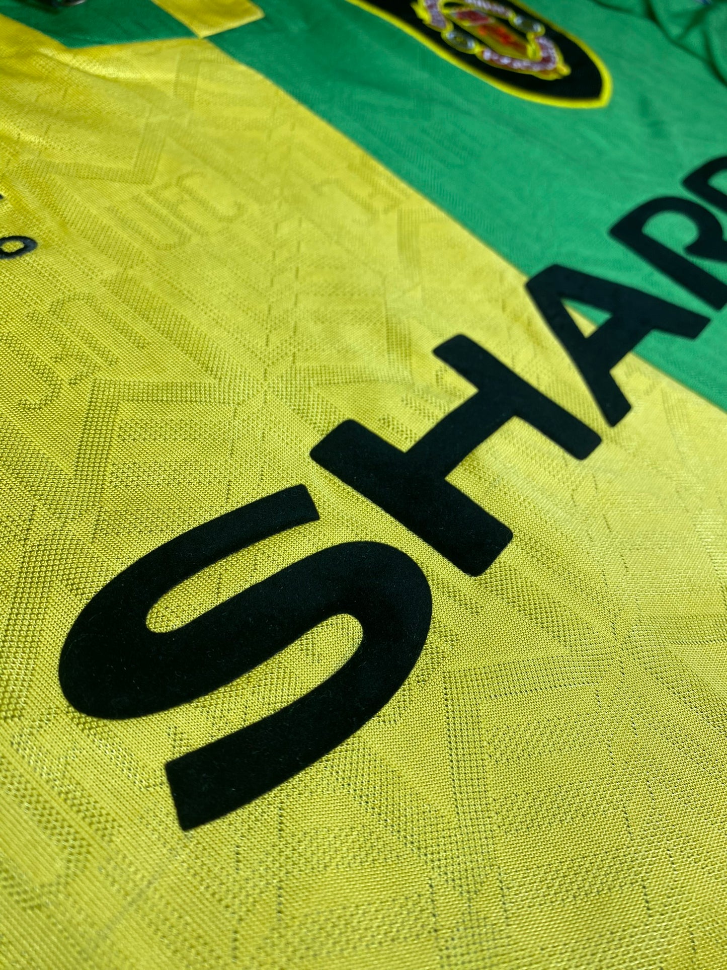 Manchester United longsleeve away jersey. Season 93/94. Roy Keane.