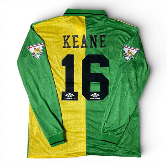 Manchester United longsleeve away jersey. Season 93/94. Roy Keane.