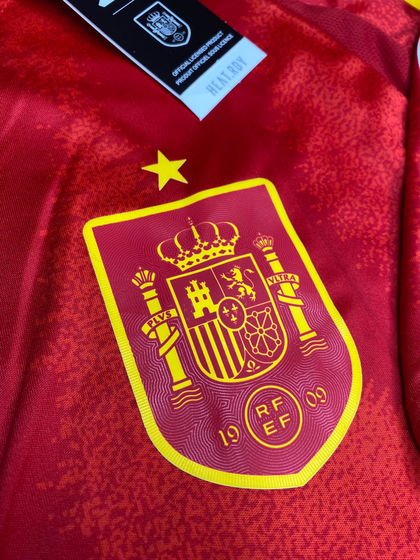 Spain's 2025 home jersey. Pedri Gonzalez Lopez