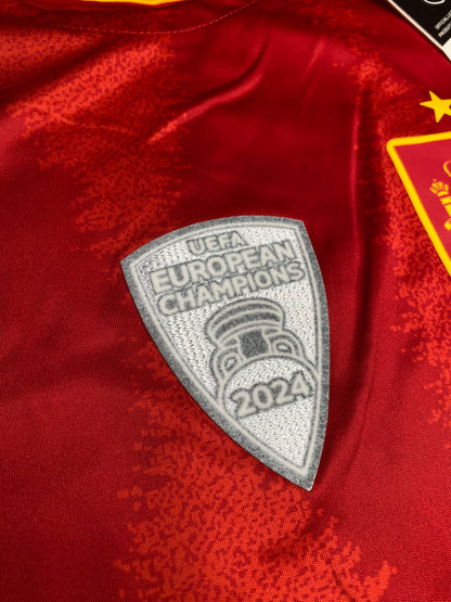Spain's 2025 home jersey. Pedri Gonzalez Lopez