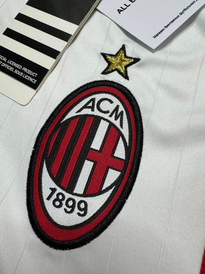 AC Milan's away jersey for the 2007 Champions League Final. Ricardo Kaka.