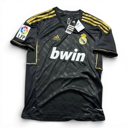 Real Madrid away jersey. Season 11/12. Karim Benzema