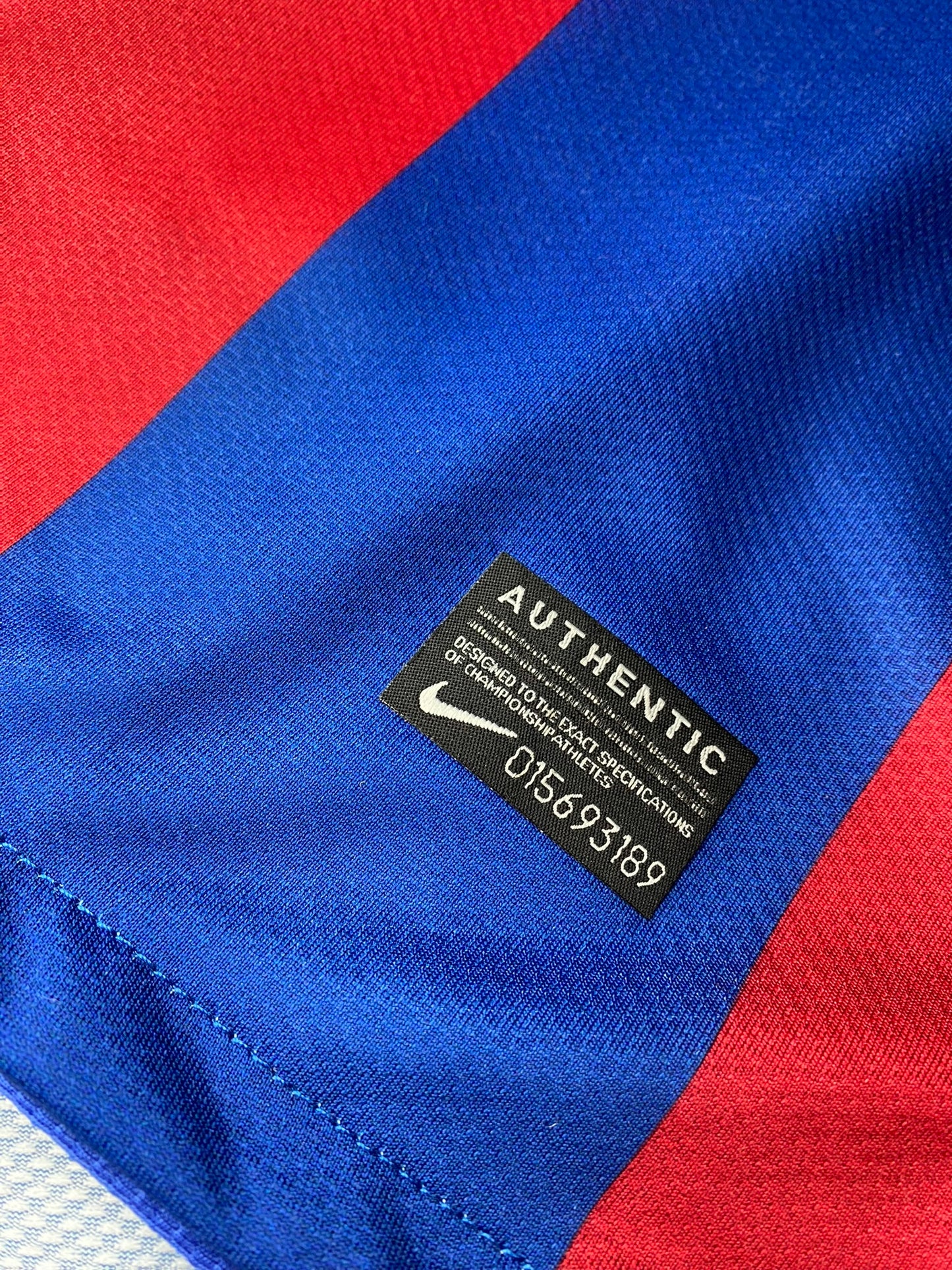 Barcelona's home jersey. Season 10/11. David Villa.