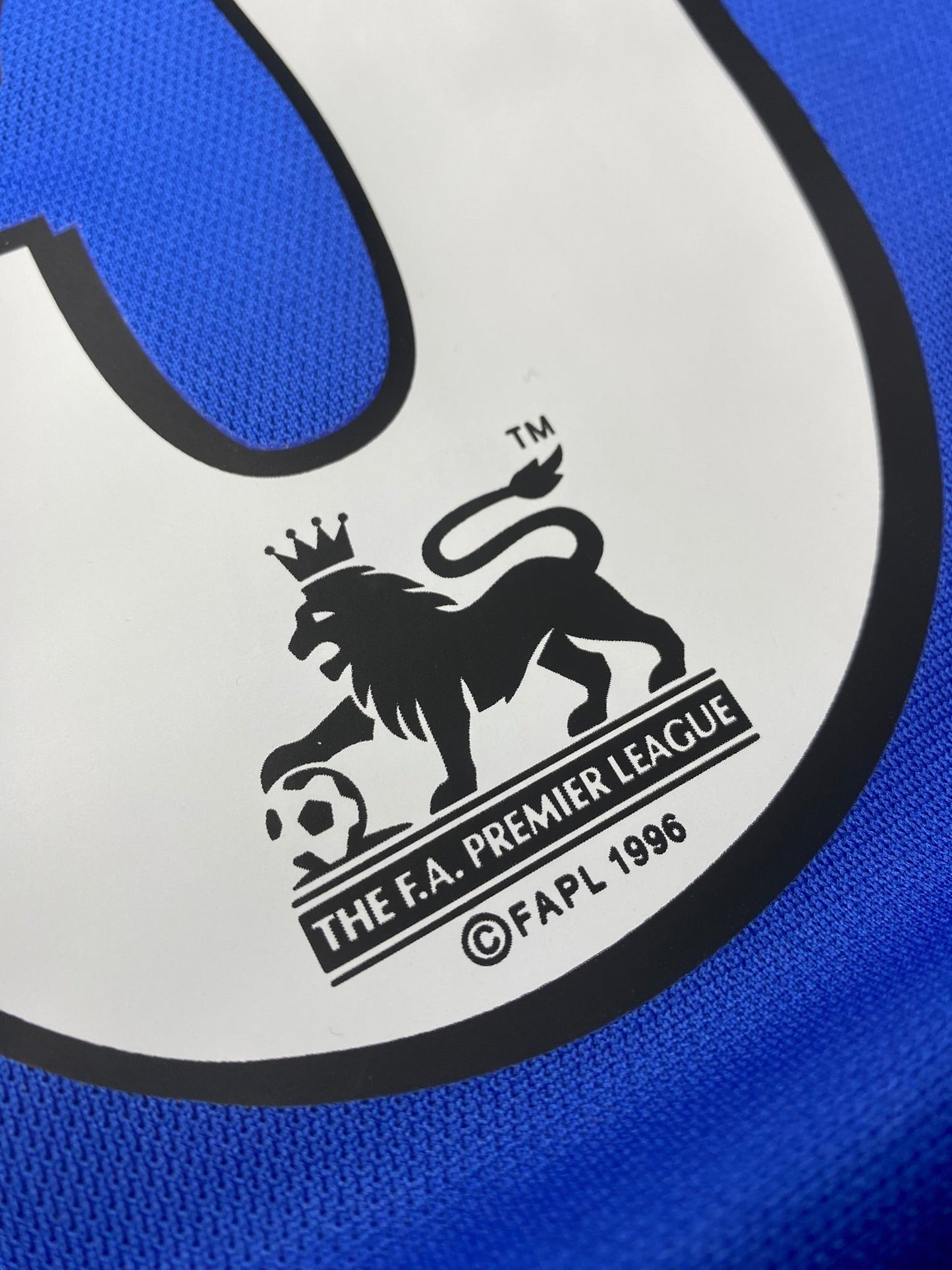 Chelsea home jersey. Season 01/03. Gianfranco Zola