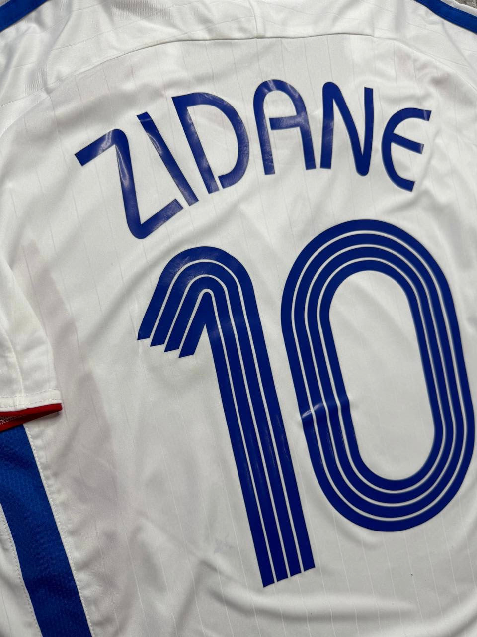 France's away jersey for the 2006 World Cup. Zinedine Zidane.