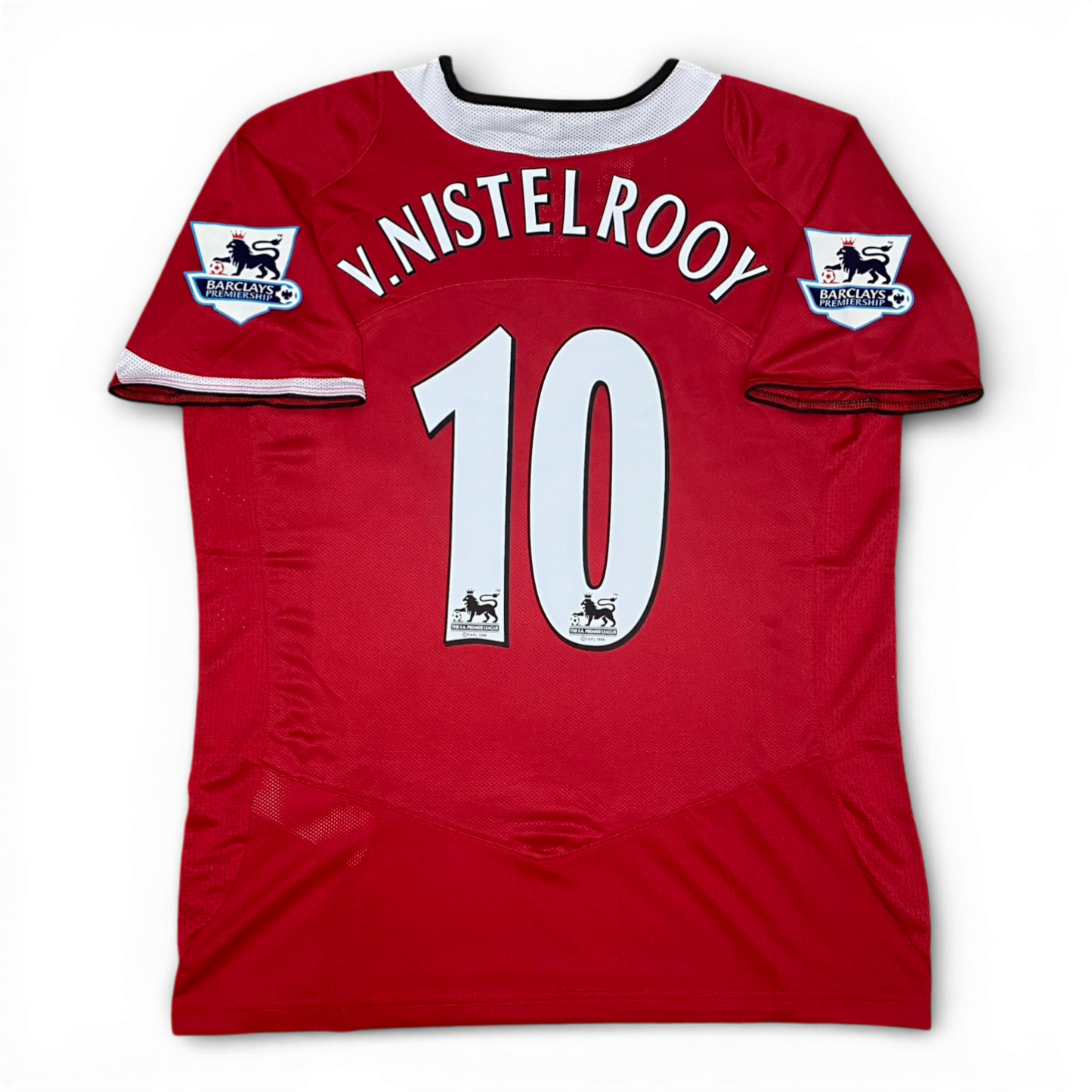 Manchester United home jersey. Season 04/05. Ruud Van Nistelrooy.