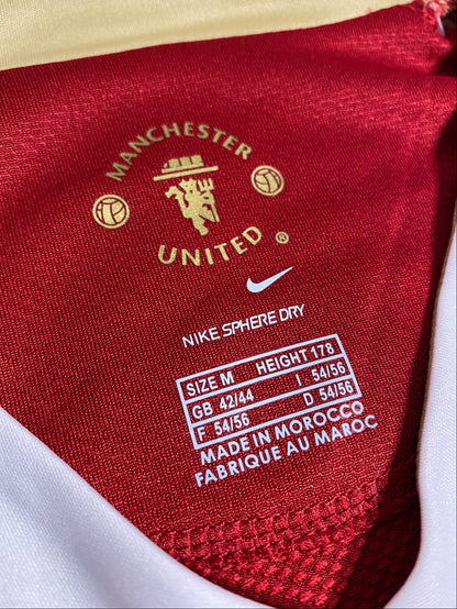 Manchester United home jersey. Season 06/07. Cristiano Ronaldo.