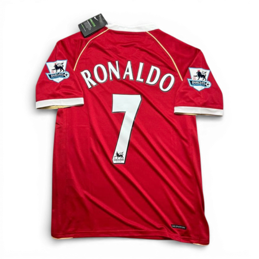 Manchester United home jersey. Season 06/07. Cristiano Ronaldo.