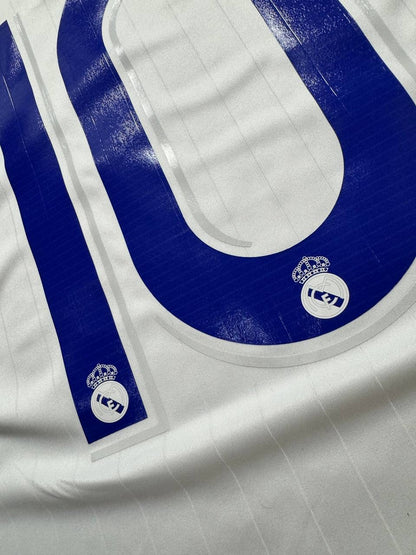 Real Madrid's home jersey. Season 06/07. Robinho Robson de Souza