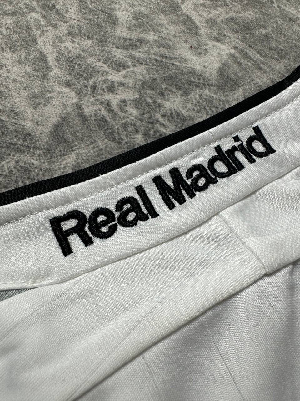 Real Madrid's home jersey. Season 06/07. Robinho Robson de Souza