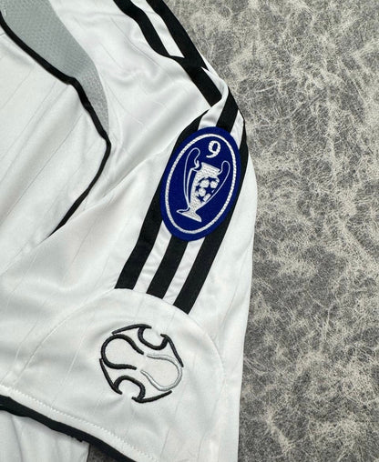 Real Madrid's home jersey. Season 06/07. Robinho Robson de Souza