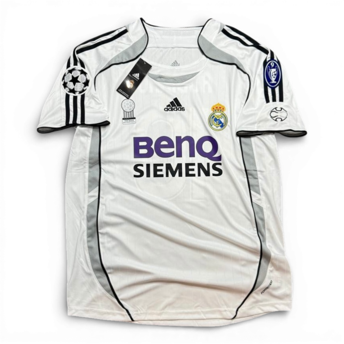 Real Madrid's home jersey. Season 06/07. Robinho Robson de Souza