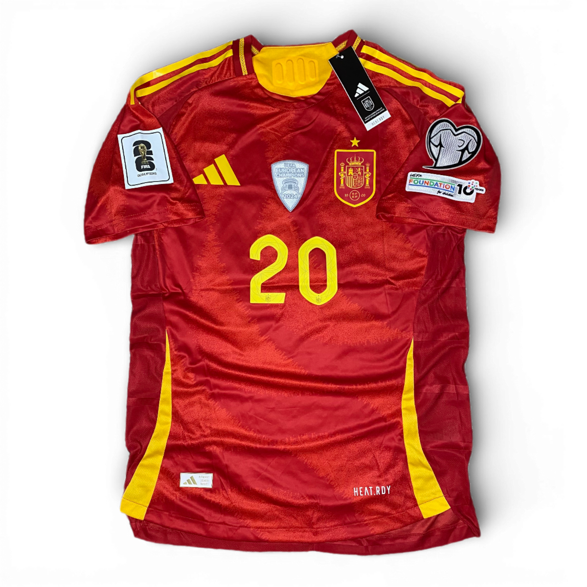 Spain's 2025 home jersey. Pedri Gonzalez Lopez