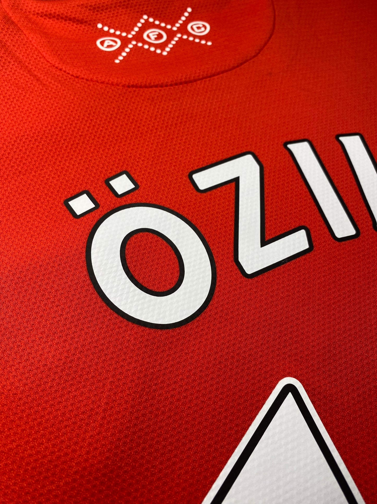 Arsenal's home jersey. Season 12/13. Mesut Ozil.