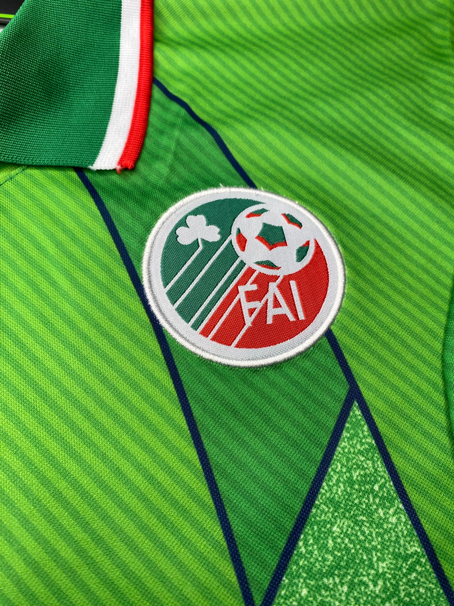 Ireland's 1994 home jersey. Roy Keane.