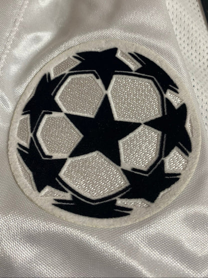 Valencia home jersey. Season 00/01. Gaizka Mendieta.