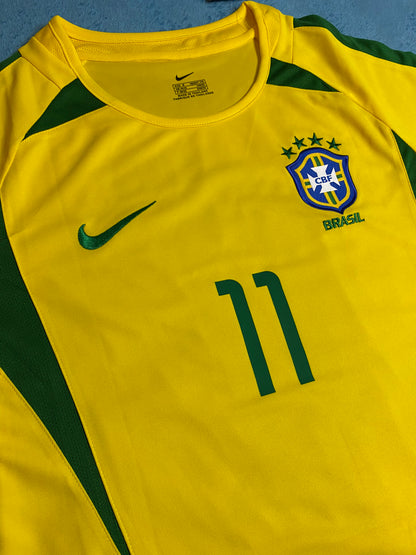 Brazil's home jersey for the 2002 World Cup. Ronaldinho Gaucho
