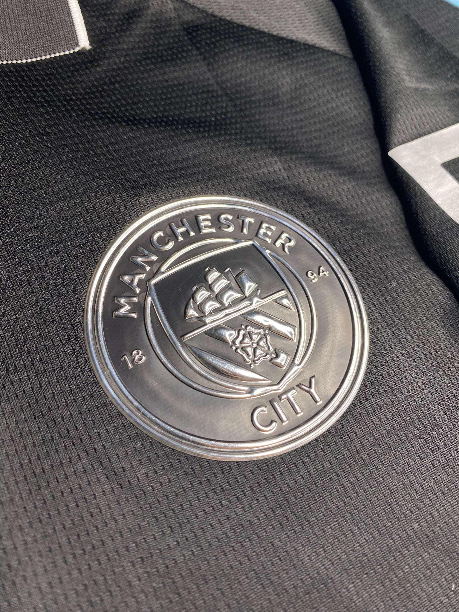 Manchester City away jersey. Season 25/26. Rayan Cherki.