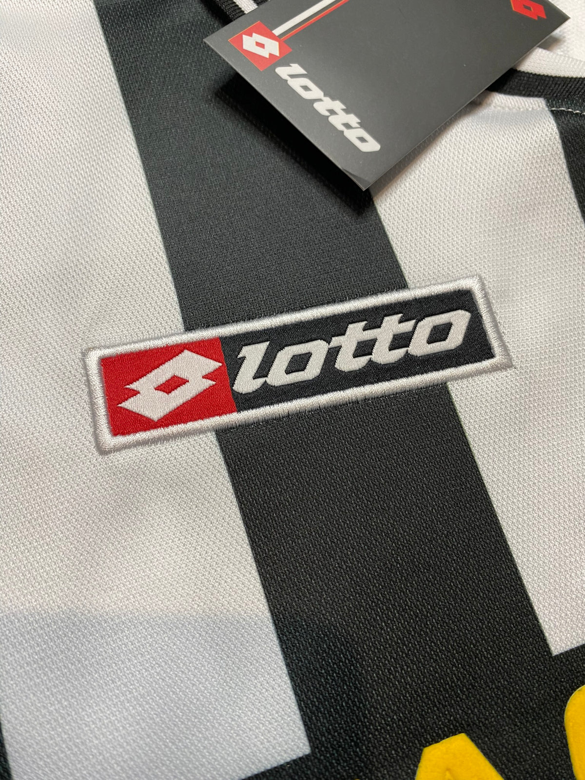 Juventus home jersey. Season 01/02. Edgar Davids