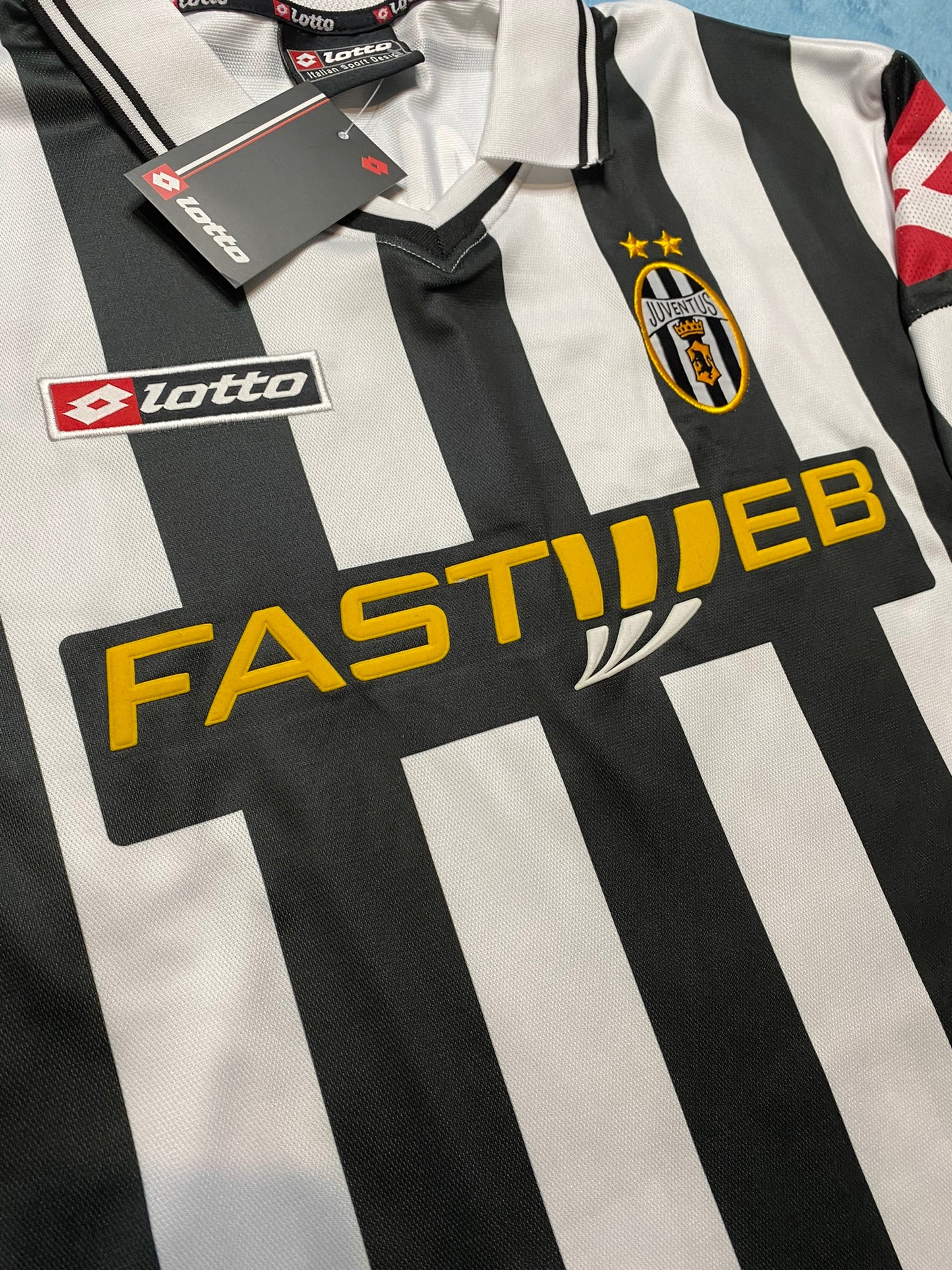 Juventus home jersey. Season 01/02. Edgar Davids