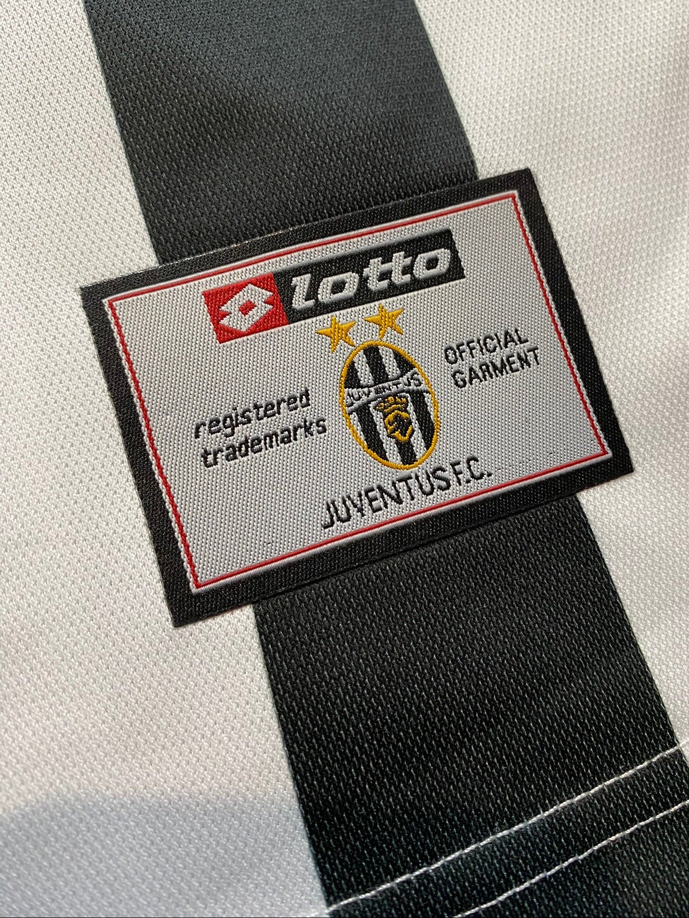 Juventus home jersey. Season 01/02. Edgar Davids