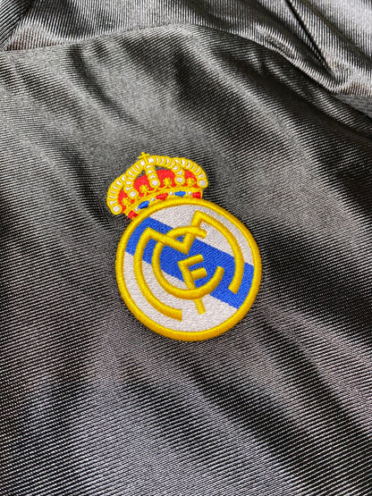 Real Madrid's away jersey. Season 99/00. Fernando Redondo