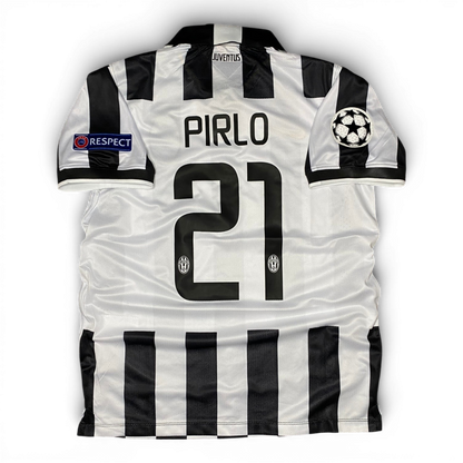 Juventus home jersey. Season 14/15. Andrea Pirlo.
