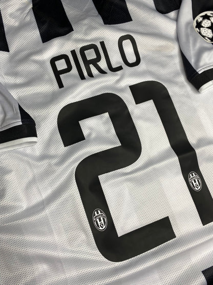 Juventus home jersey. Season 14/15. Andrea Pirlo.