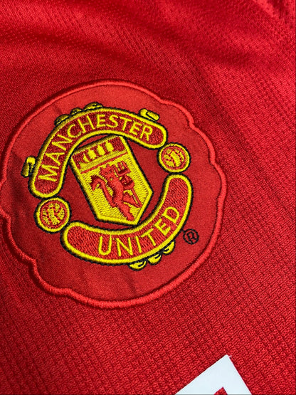 Manchester United's home jersey. Season 07/08. Luís Nani