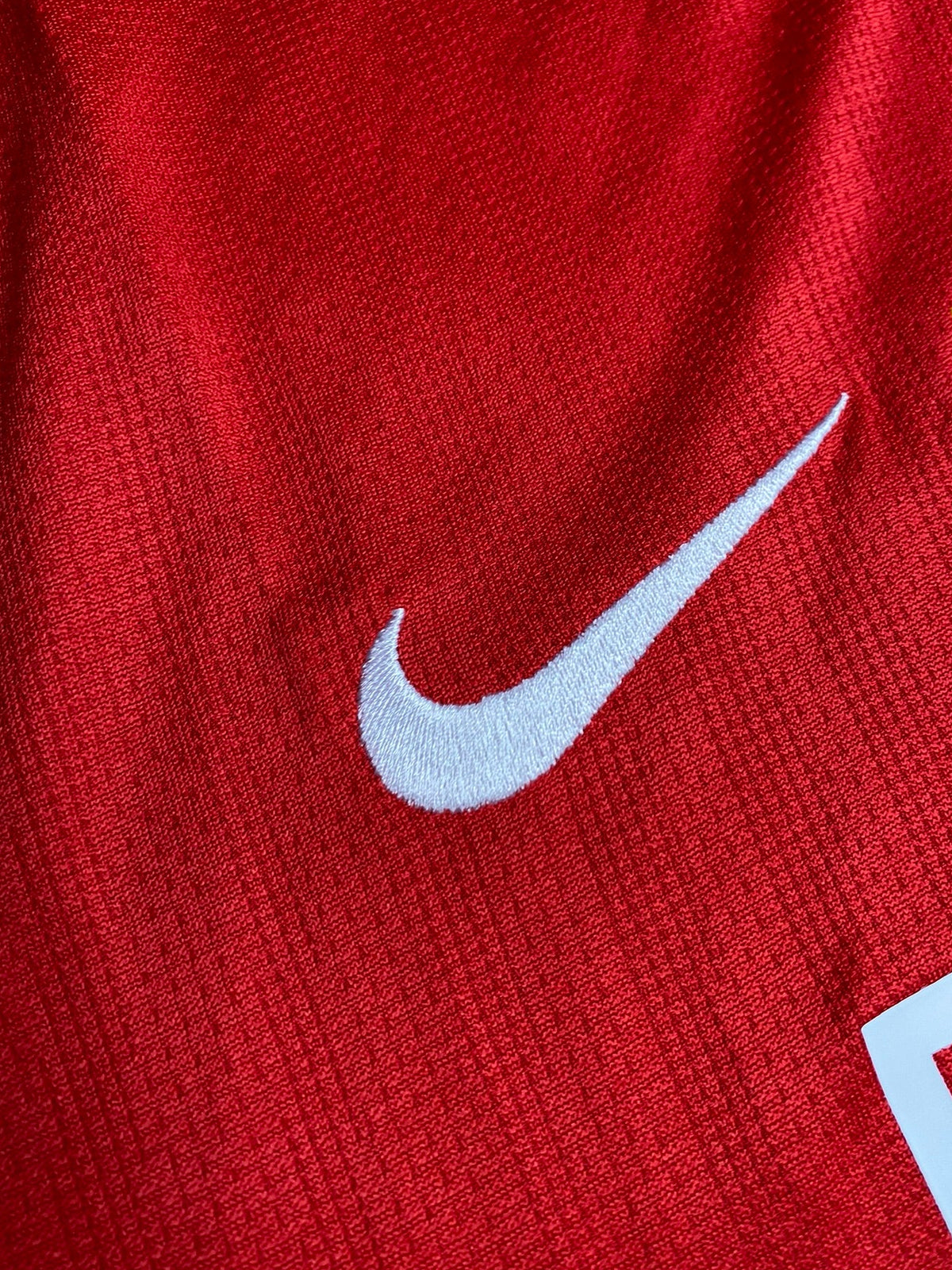 Manchester United's home jersey. Season 07/08. Luís Nani