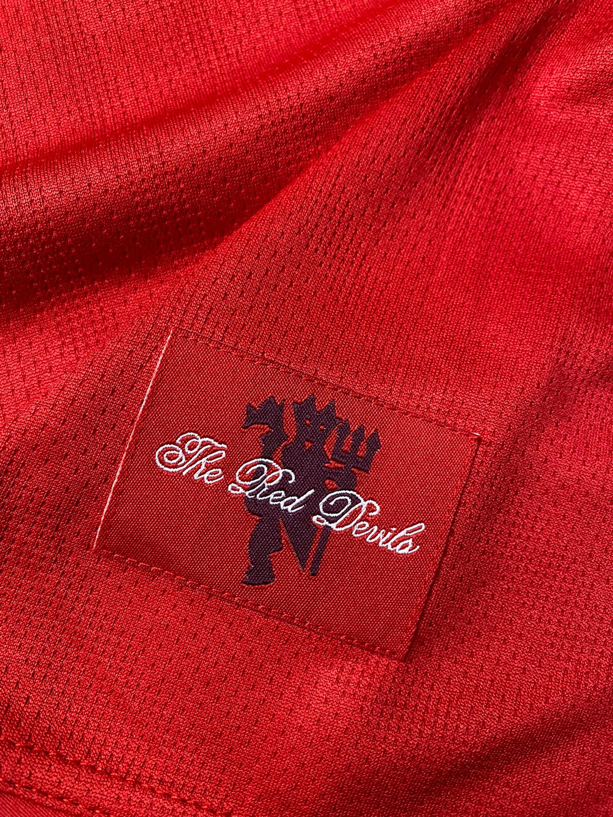 Manchester United's home jersey. Season 07/08. Luís Nani